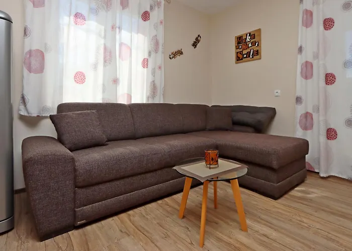 Family Friendly House With A Swimming Pool Nska, Krk - 23499